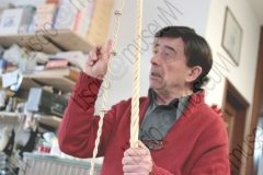 RAVENNA. ABITAZIONE DI BRUNO ED ANNA MALPASSI. BRUNO MALPASSI E' UN MAESTRO DI BALLI TRADIZIONALI ROMAGNOLI (WALZER, MAZURKA, POLKA, TANGO, ECC.), UN APPASSIONATO DEL LISCIO ROMAGNOLO. ANNA MALPASSI E' SPECIALIZZATA NELLA CONFEZIONE DI ABITI E DIVISE PER BALLERINI E BALLERINE, SARTA, SARTORIA. FRUSTA PER "SCIUCAREN" ROMAGNOLI che UTILIZZANO LA FRUSTA PER ACCOMPAGNARE MUSICHE DI LISCIO E FOLK. FOTOGRAFIE REALIZZATE NELL'AMBITO DELLA CAMPAGNA LISCIO@MUSEUM 2008, MUSEO DELLA MUSICA E DEL BALLO TRADIZIONALI ROMAGNOLI. FOLK