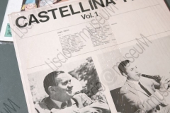 FAENZA (RAVENNA). UFFICI DELLA CASA DISCOGRAFICA ED EDIZIONI MUSICALI "GALLETTI BOSTON". INTERVISTA AD ANNA GALLETTI CHE INSIEME ALLA SORELLA ALESSANDRA DIRIGE LA CASA DISCOGRAFICA. GALLETTI BOSTON E' SPECIALIZZATA NELLA PRODUZIONE DI MUSICA DI ORCHESTRE DA BALLO E IN PARTICOLARE DI MUSICA LISCIO E FOLK. FOTOGRAFIE REALIZZATE NELL'AMBITO DELLA CAMPAGNA LISCIO@MUSEUM 2009, MUSEO DELLA MUSICA E DEL BALLO TRADIZIONALI ROMAGNOLI. FOLK. DISCHI, LP, 33 GIRI, COPERTINE, TELECAMERA. CASTELLINA- PASI.