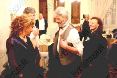 Bellaria Igea-Marina (Rimini). Locanda della Dune. Il Veglione di Sant'Apollonia. Gran ballo di Carnevale in abiti liberamente ispirati al periodo 1900-1950 organizzato dal gruppo musicale folk e di danze etniche e popolari L'Uva Grisa (L'uva acerba). Maschera di Carnevale. Festa. Ballo staccato. Fotografie realizzate nell'ambito della campagna Liscio@museum 2010, Museo della Musica e del Ballo tradizionali romagnoli. Folk.