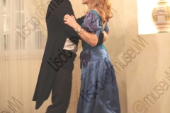 Bellaria Igea-Marina (Rimini). Locanda della Dune. Il Veglione di Sant'Apollonia. Gran ballo di Carnevale in abiti liberamente ispirati al periodo 1900-1950 organizzato dal gruppo musicale folk e di danze etniche e popolari L'Uva Grisa (L'uva acerba). Maschera di Carnevale. Festa. Frac. Fotografie realizzate nell'ambito della campagna Liscio@museum 2010, Museo della Musica e del Ballo tradizionali romagnoli. Folk.